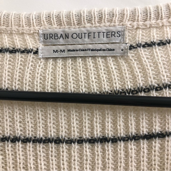 Urban Outfitters sweater - Picture 3 of 6